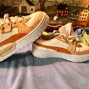 Puma Women's Cream and Orange Sneakers